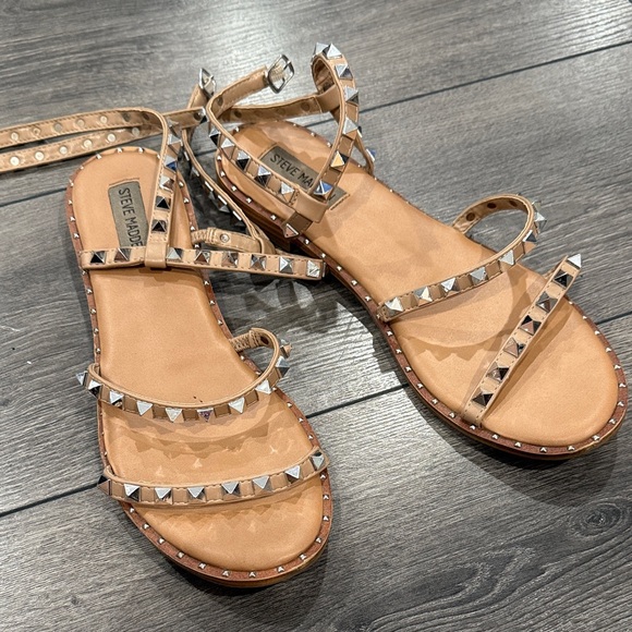 Steve Madden Beige Studded Sandals - Picture 1 of 1
